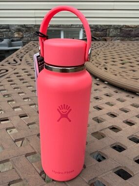 NWT- Hydro Flask Micro Hydro 13.5oz Bottle Color: Popstar Pink